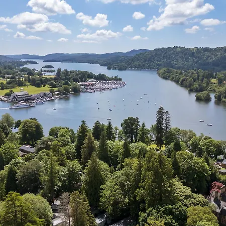 Bowness Bay * Windermere